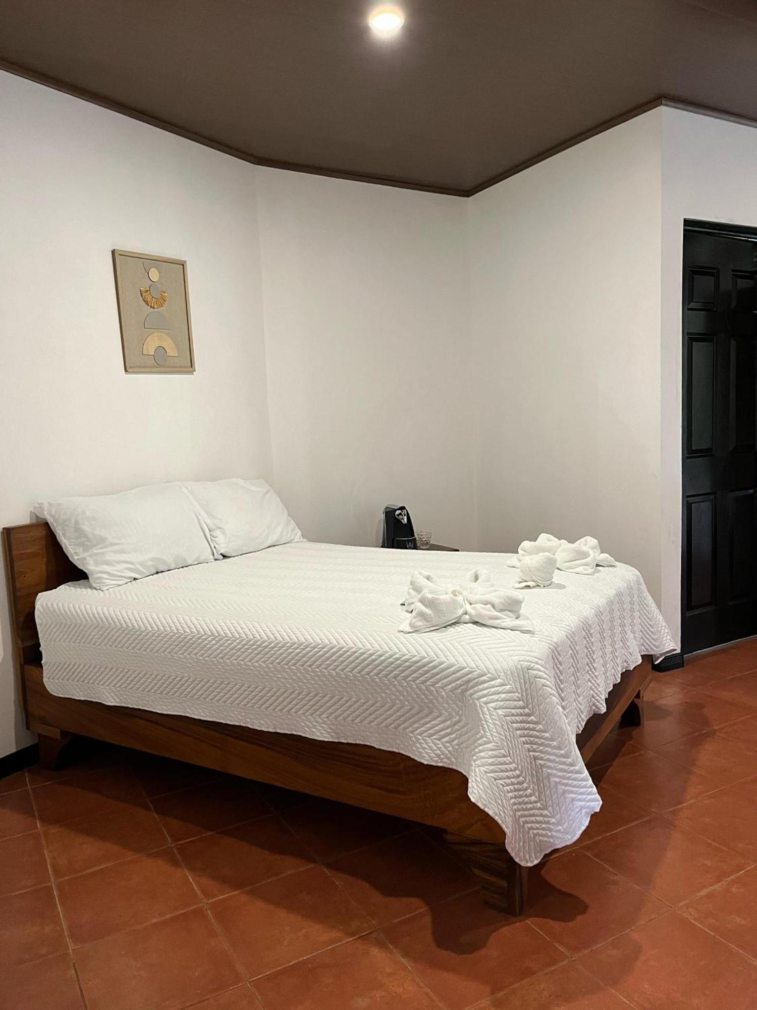 Hotel Y Restaurante El Paramo San Rafael  ภายนอก รูปภาพ
