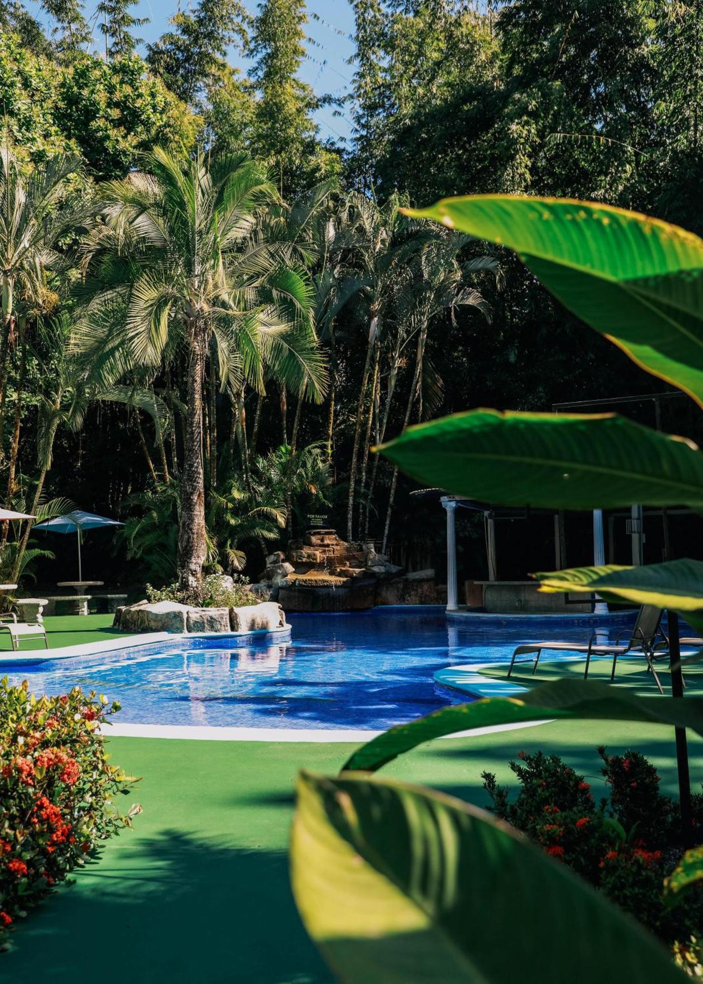 Hotel Y Restaurante El Paramo San Rafael  ภายนอก รูปภาพ